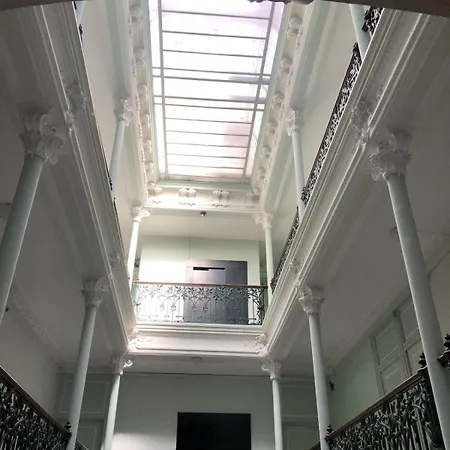 25m2 Avec Parking Et Balcon Centre * エクスレバン