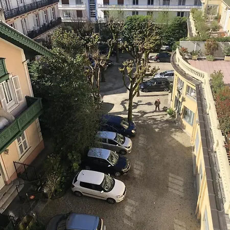 25m2 Avec Parking Et Balcon Centre *