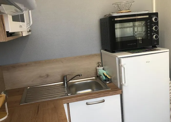 25m2 Avec Parking Et Balcon Centre